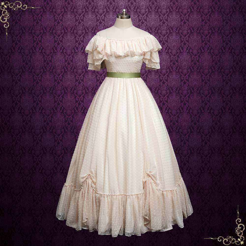 Civil War Vintage Style Wedding Dress | HARRIETTA Size 20W / Dark Ivory Civil War Vintage Style Wedding Dress | HARRIETTA Size 20W / Dark Ivory