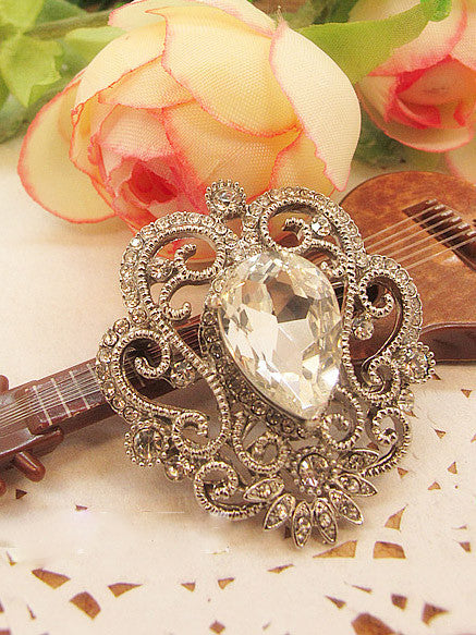 Crystal Tear Drop Rhinestone Banquet Wedding Dress Brooch Crystal Tear Drop Rhinestone Banquet Wedding Dress Brooch