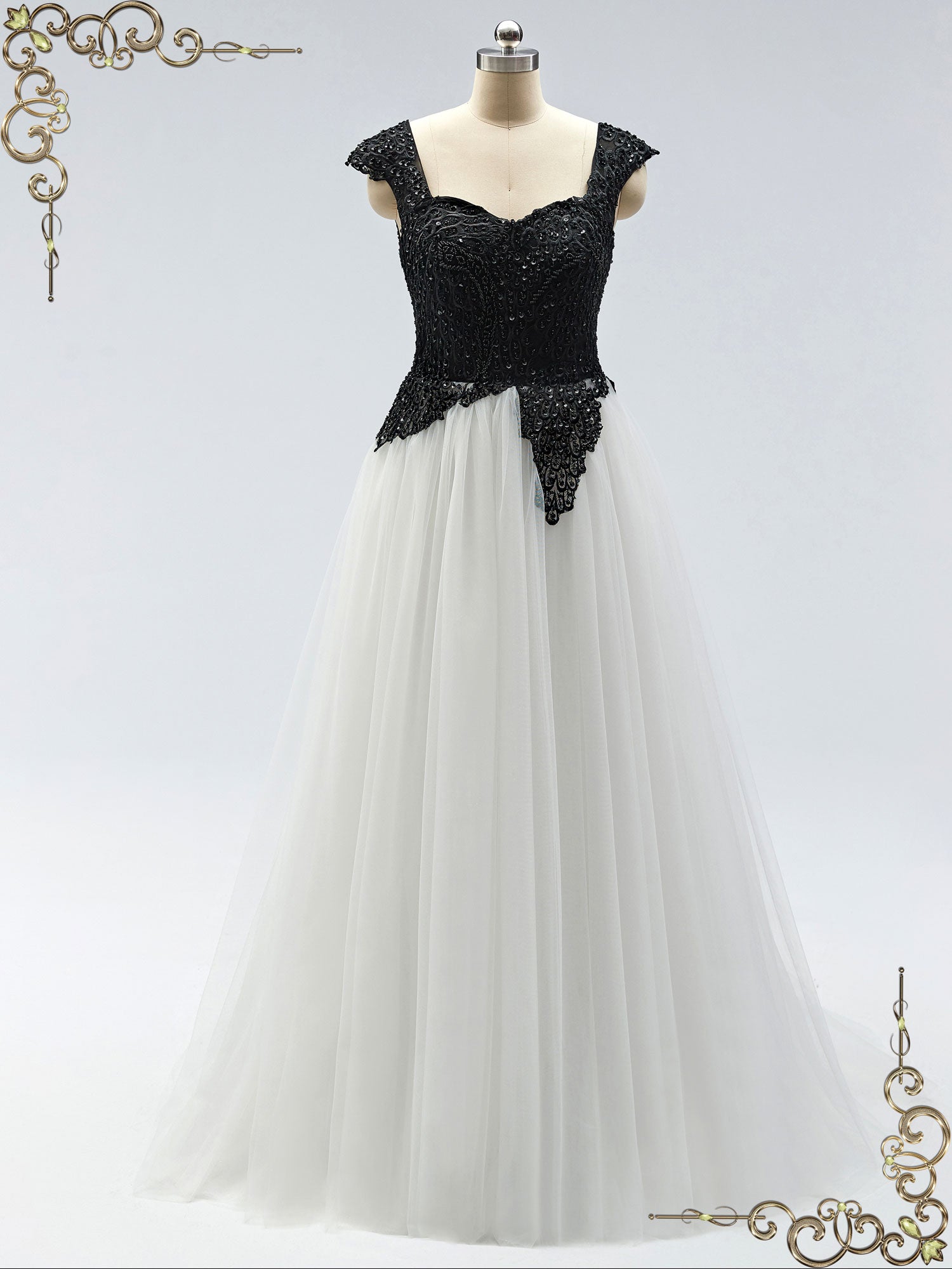 Unique Black and White Wedding Dress ZETA Size 16 Unique Black and White Wedding Dress ZETA Size 16