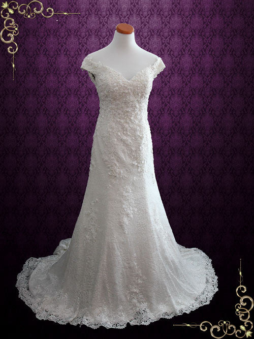 Vintage Lace Fit and Flare Wedding Dress | Andrey Vintage Lace Fit and Flare Wedding Dress | Andrey