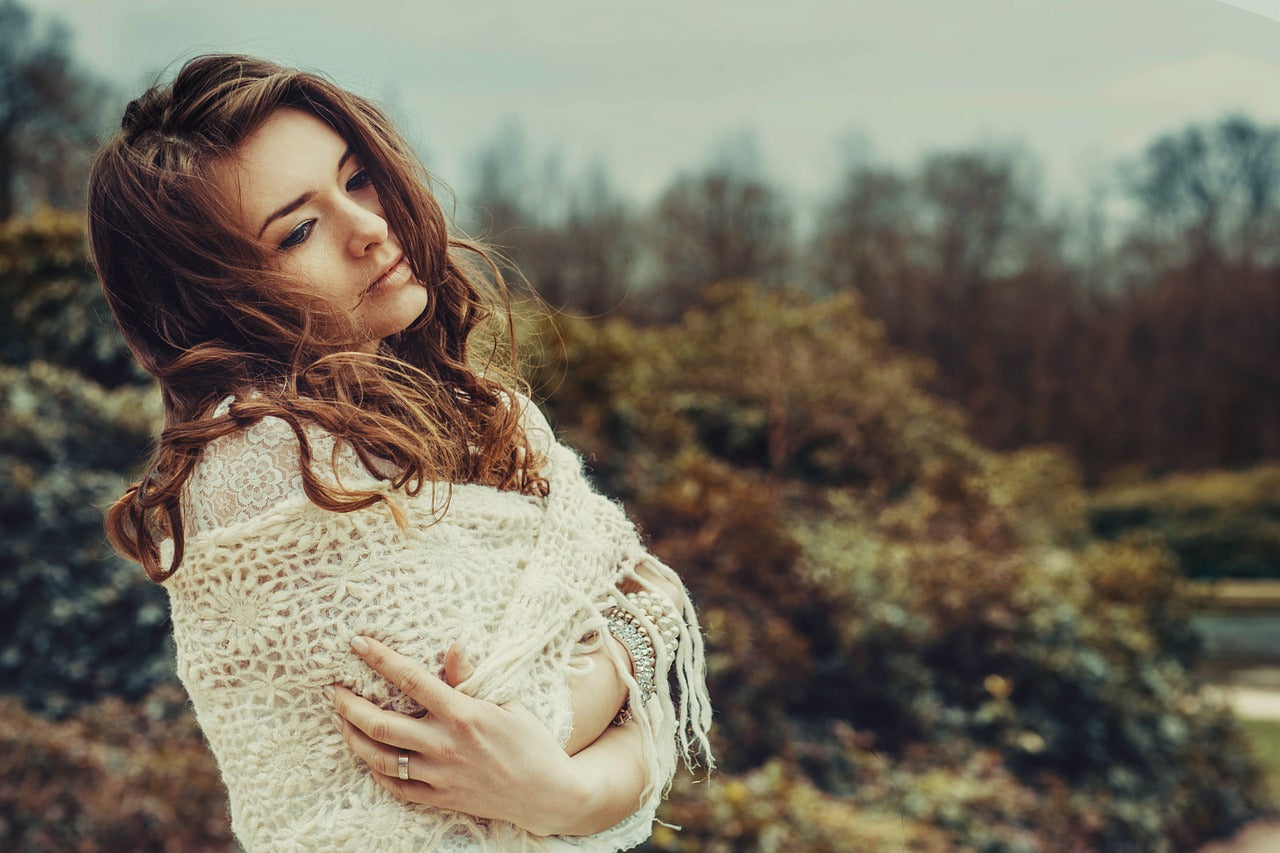 How to Stay Comfortable on Your Wedding Day (without sacrificing beauty)