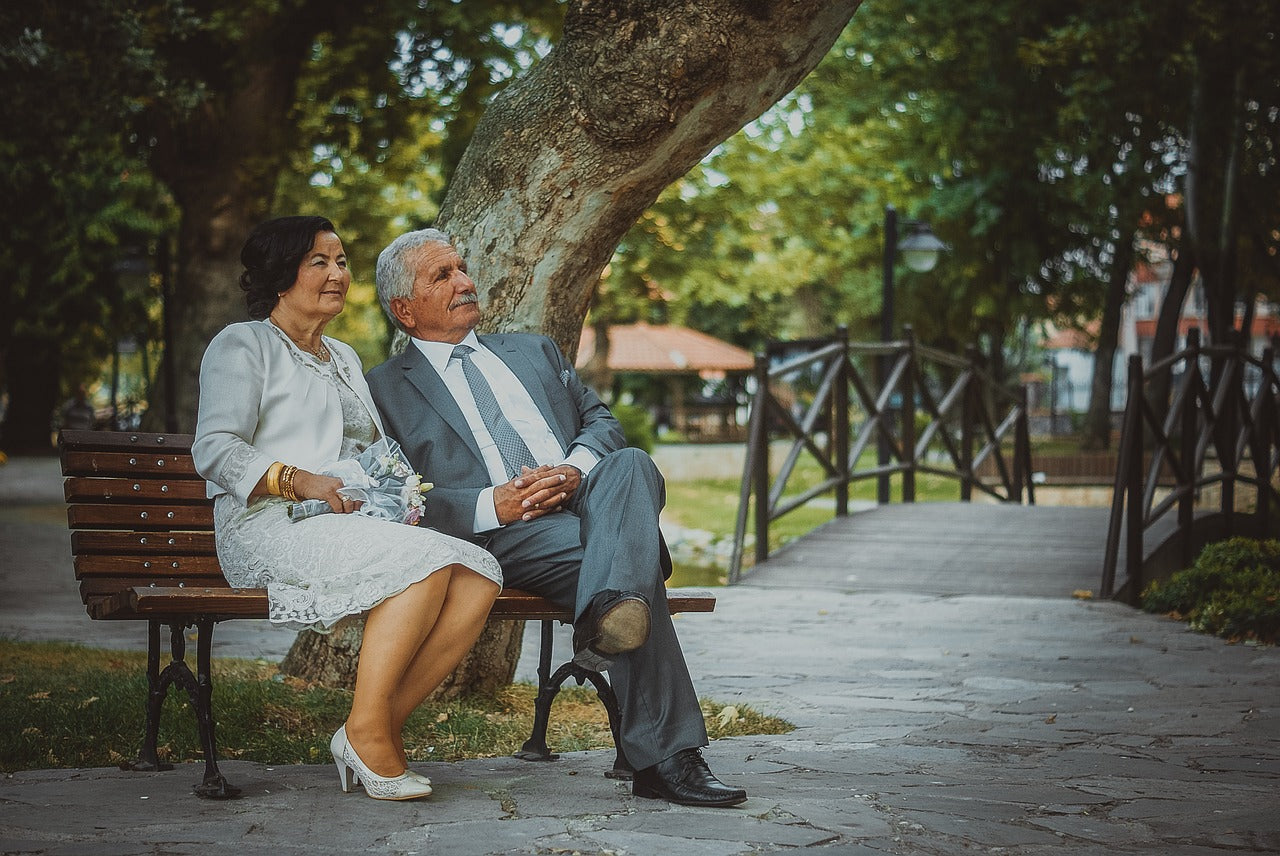 Wedding Dress Tips for Older Brides