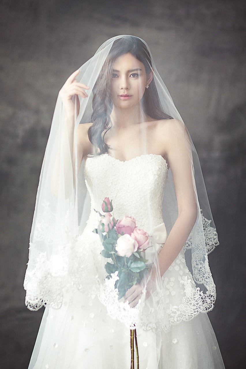 Mistakes Every Bride Should Avoid When Choosing Her Wedding Gown
