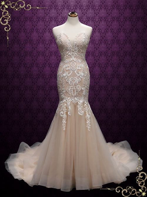 Slim and Fit and Flare Lace Wedding Dress