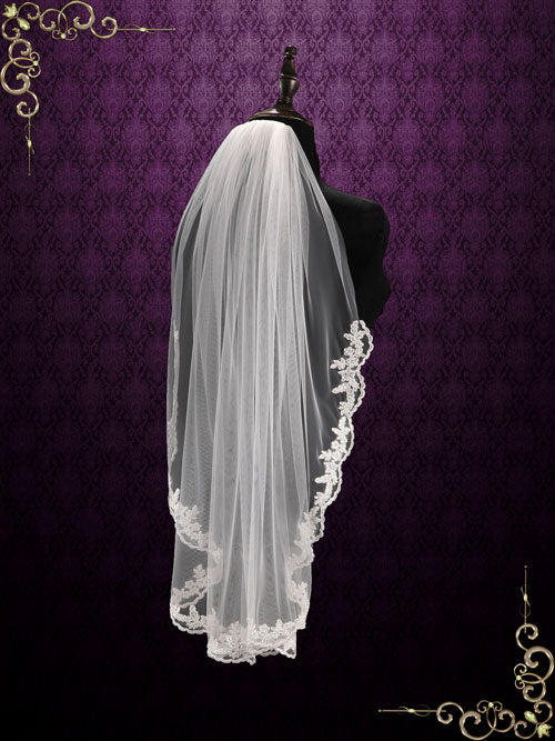 Short lace Veils