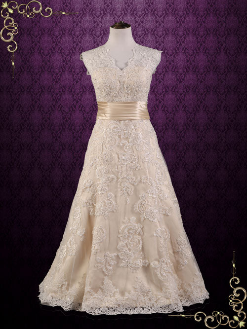 Classic A-line Lace Wedding Dress