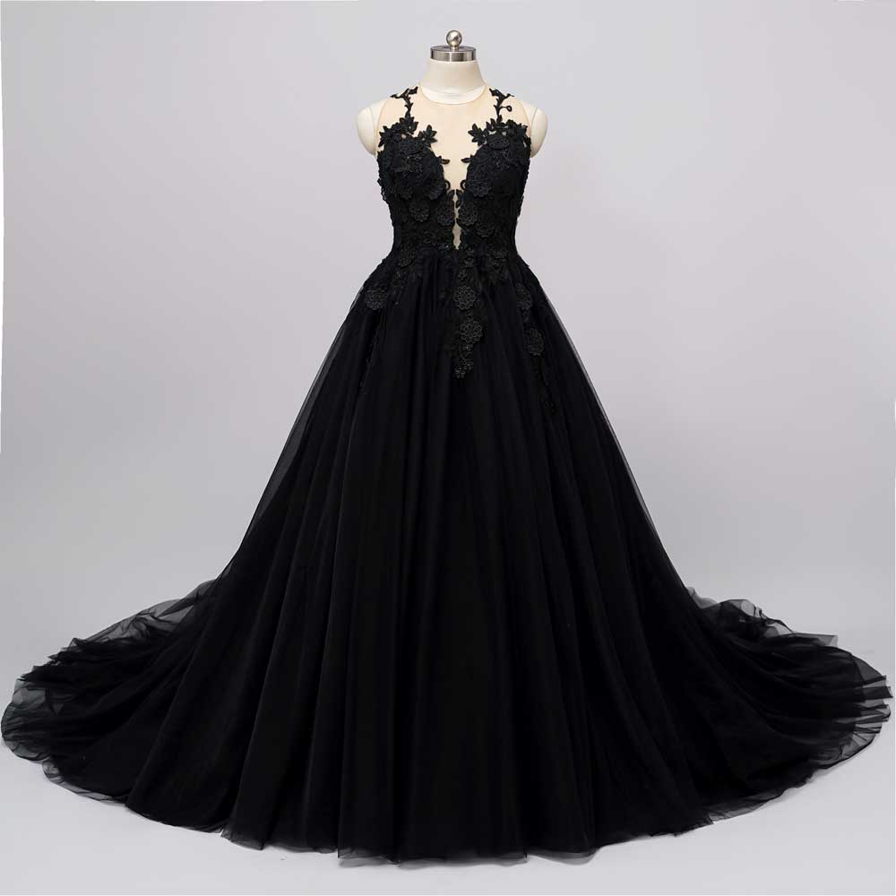 Gothic Black Lace Wedding Dress with Ball Gown Skirt | CIRCE – ieie Bridal