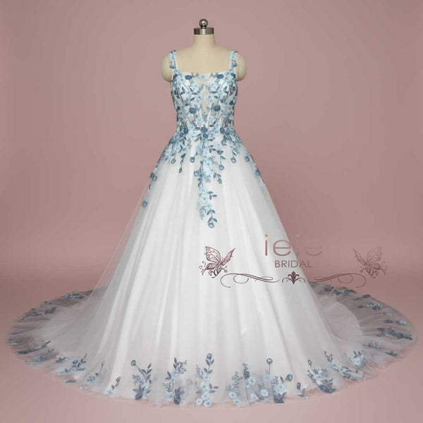 Blue Floral Lace Wedding Dress | Cyaneus