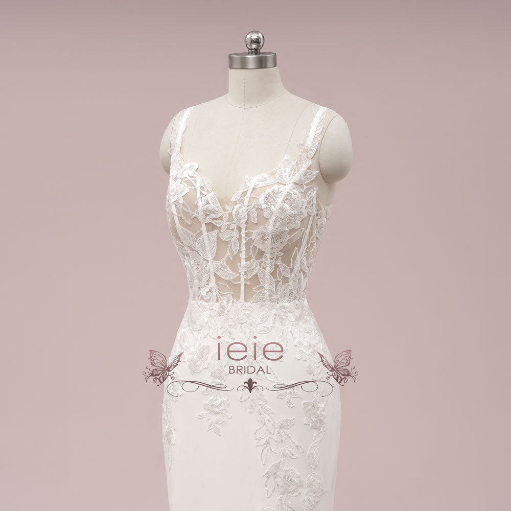 Boho Lace Crepe Wedding Dress | ISADIA