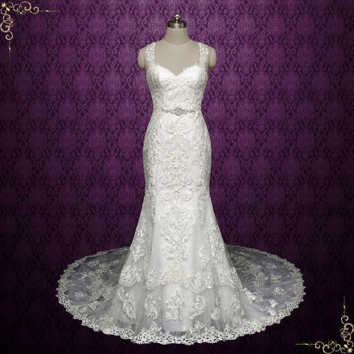 Luxurious Lace Fitted Mermaid Wedding Dress with Keyhole | FLUERINE