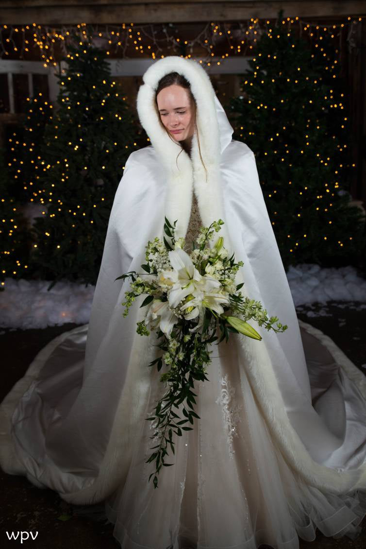 Winter Long Wedding Cloak with Fur Edges and Hood SG1003 White / 90 inches