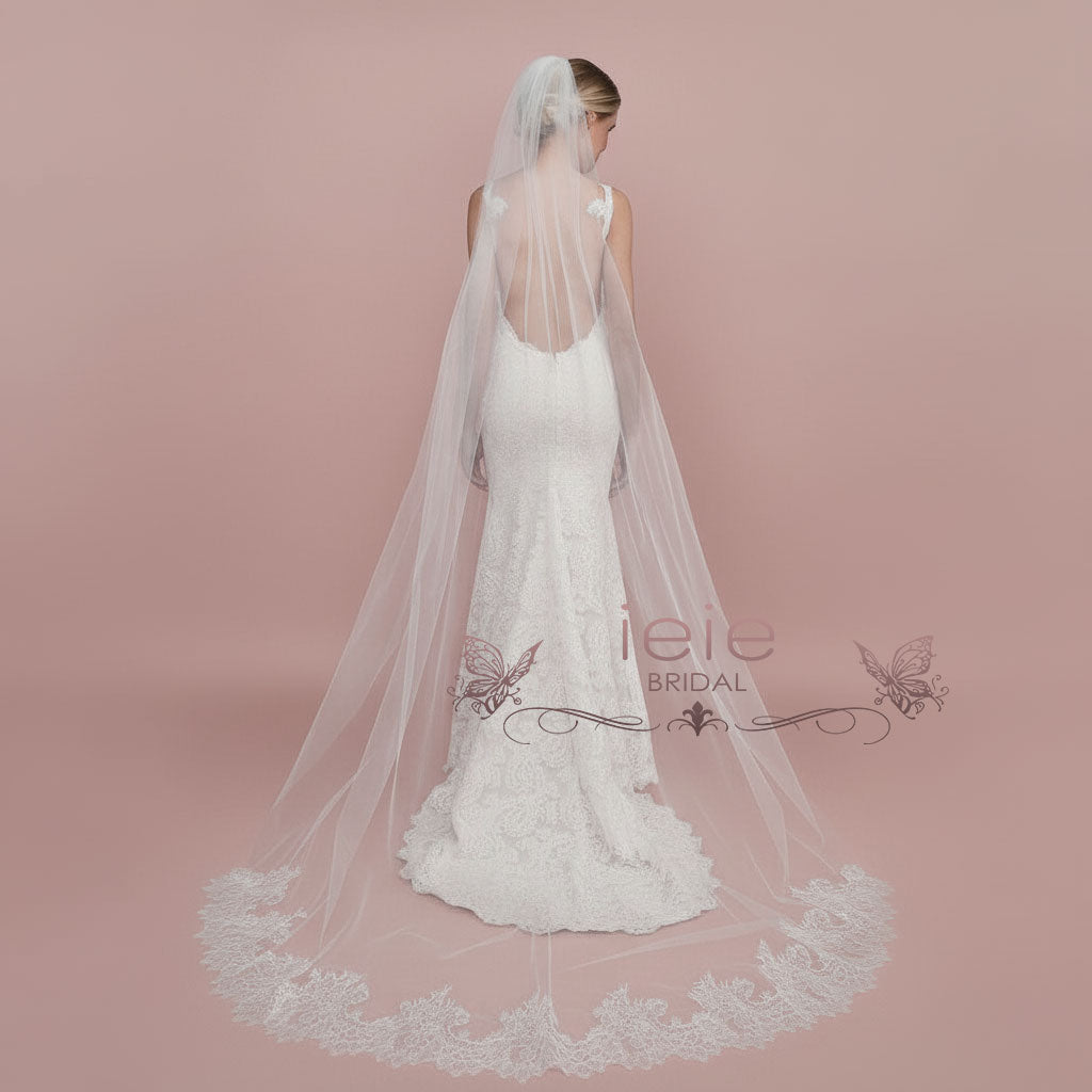 Cathedral French Chantilly Lace Wedding Veil | VG1064
