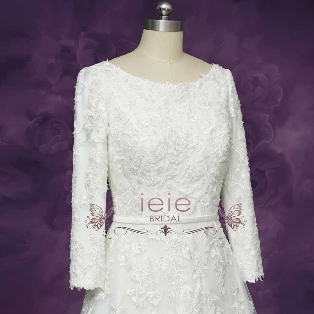 Slim A-line Lace Wedding Dress with Long Sleeves | BELLARIS