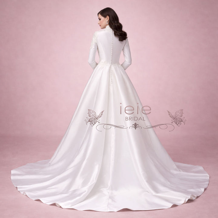 trumpet dress Trumpet Wedding Dress with Removable Sleeves – HAREM's Brides main image 1