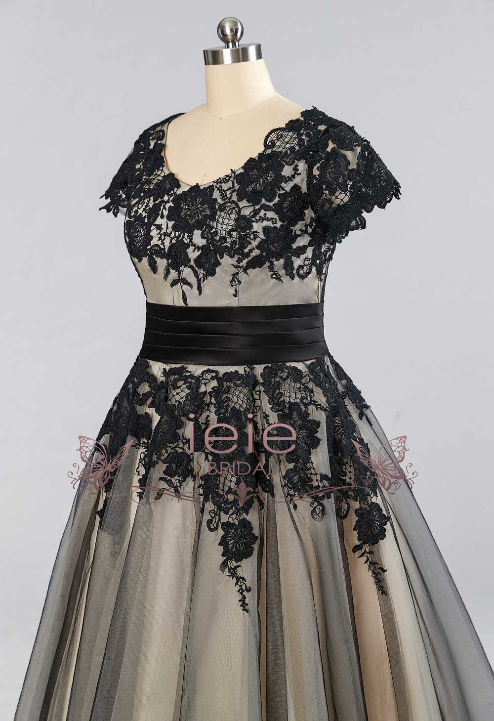 Retro Short Black Lace Formal Dress