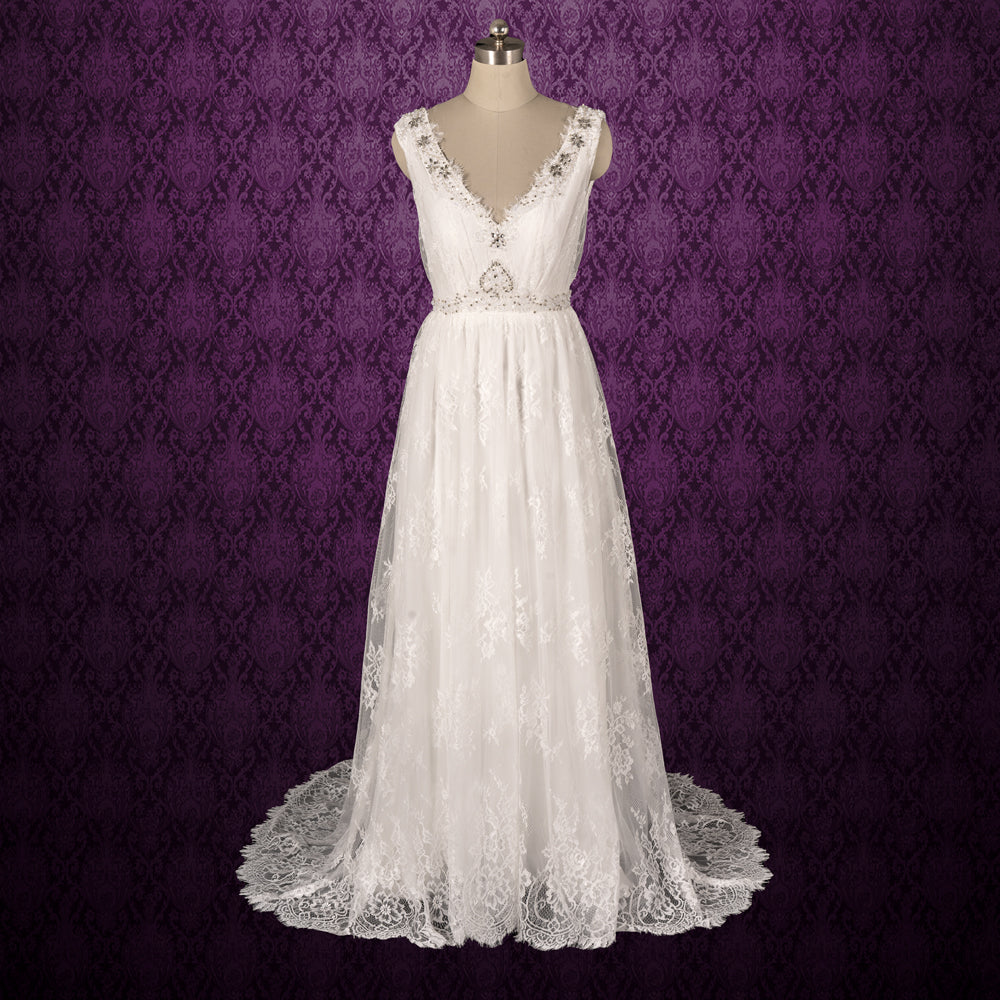 Vintage Bohemian Style Lace Wedding Dress with V Neckline