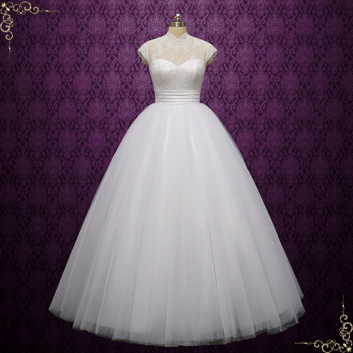 White Ball Gown Lace Wedding Dress with Cap Sleeves | NICO Size 10 / Ivory White Ball Gown Lace Wedding Dress with Cap Sleeves | NICO Size 10 / Ivory