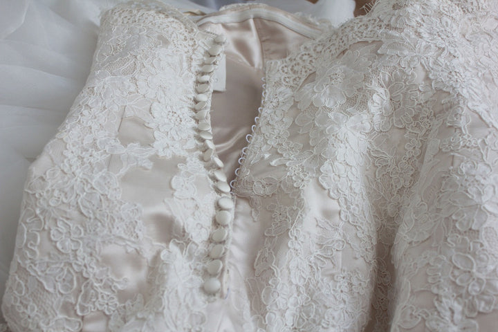 French Lace Scallop Hem Mermaid Wedding Dress with Organza Ruffles Strips JENNIFER