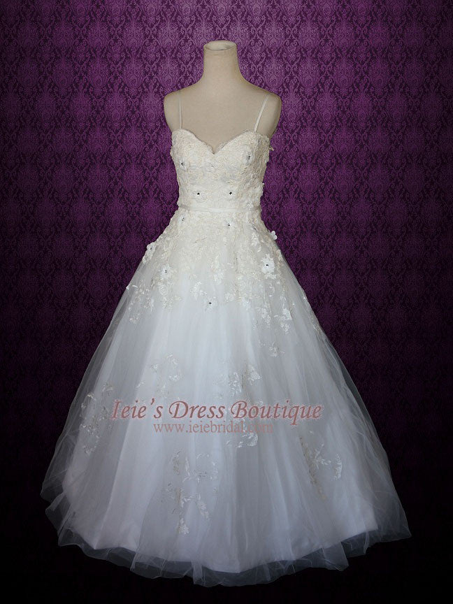 Princess A-line Tulle Wedding Dress with Floral Lace Applique and thin straps | Sandie