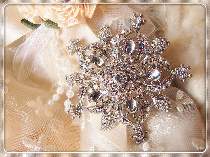 Vintage Style Silver Star Crystal Bridal Brooch