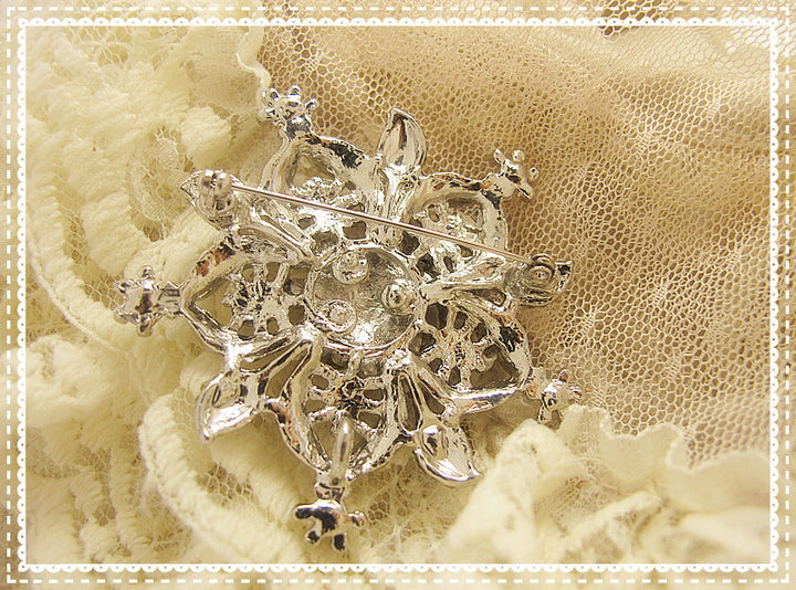 Vintage Style Silver Star Crystal Bridal Brooch