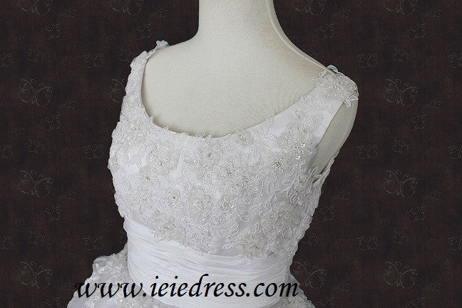 Retro 50s Vintage Style Tea Length Lace Wedding Dress | LISA