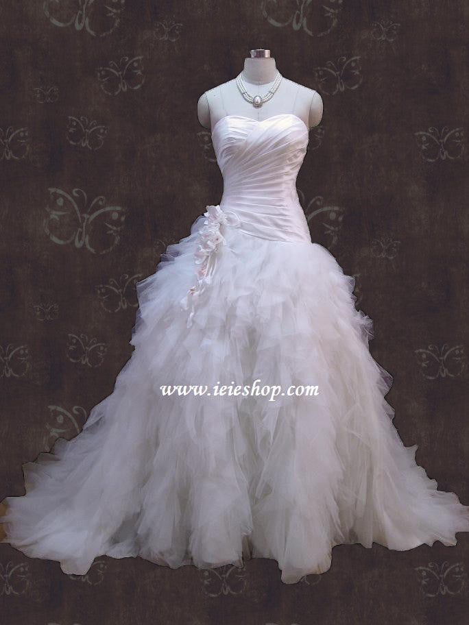 Size 4 Strapless Sweetheart Tulle Ruffles Wedding Dress