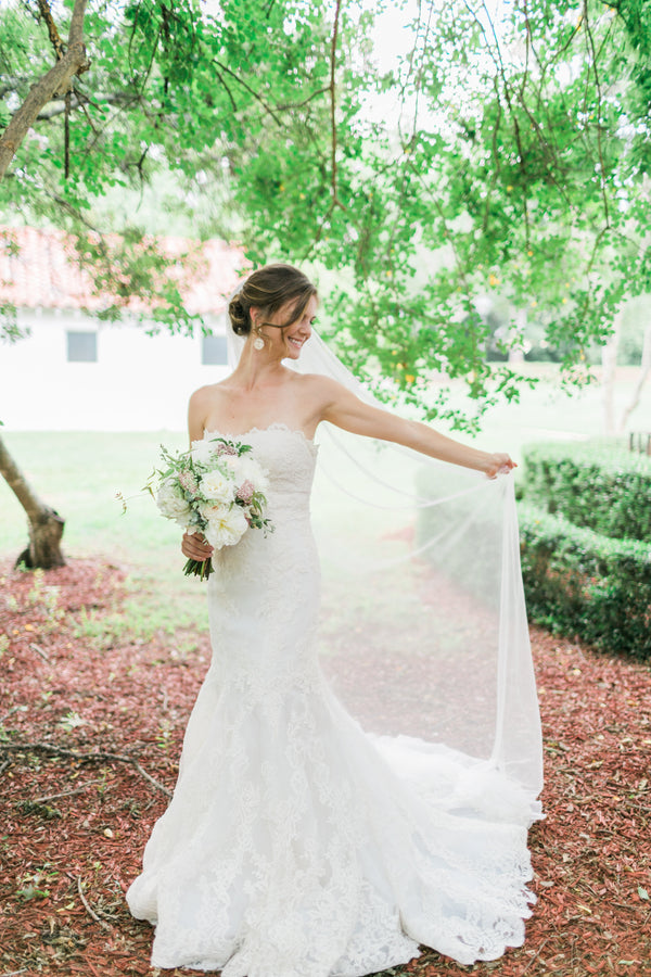 Simple Tulle Chapel & Cathedral Length Veil With Raw Edge VG1030