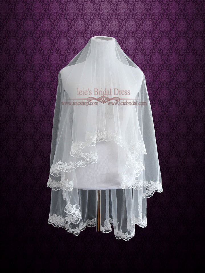 Short Fingertip Bridal Veil with Floral Lace VG1024