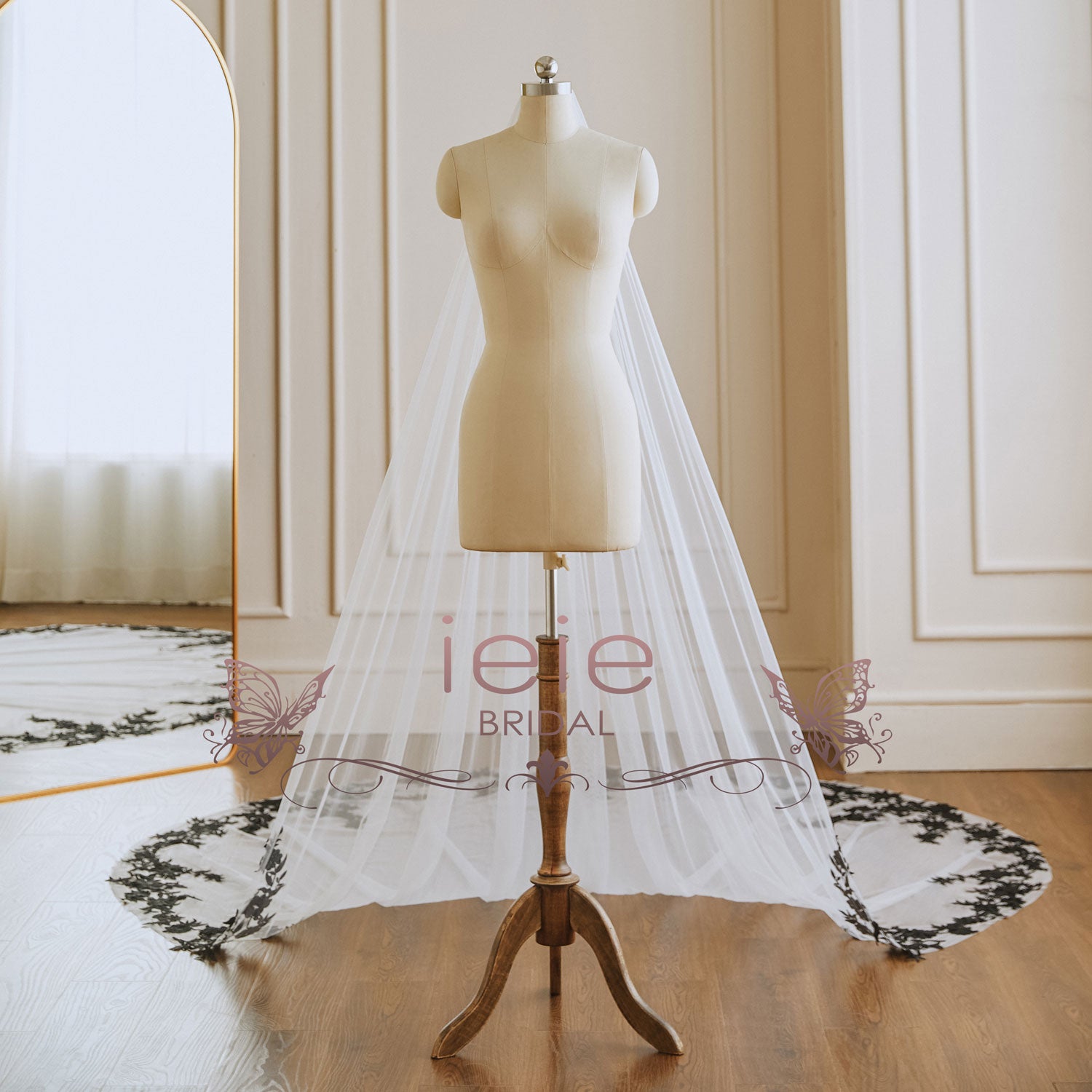 white wedding dress with black veil HOT ! White Wedding Dress Simple Black And White Dress White Wedding 2024 Dress With Black Veil