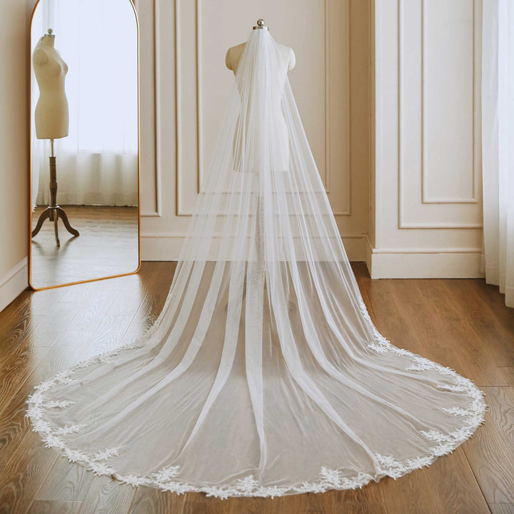 Cathedral Long Lace Wedding Veil VG3042
