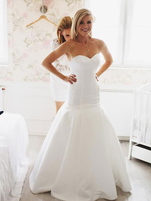 Fit and Flare Satin Wedding Dress With Sweetheart Neckline | Magdalena