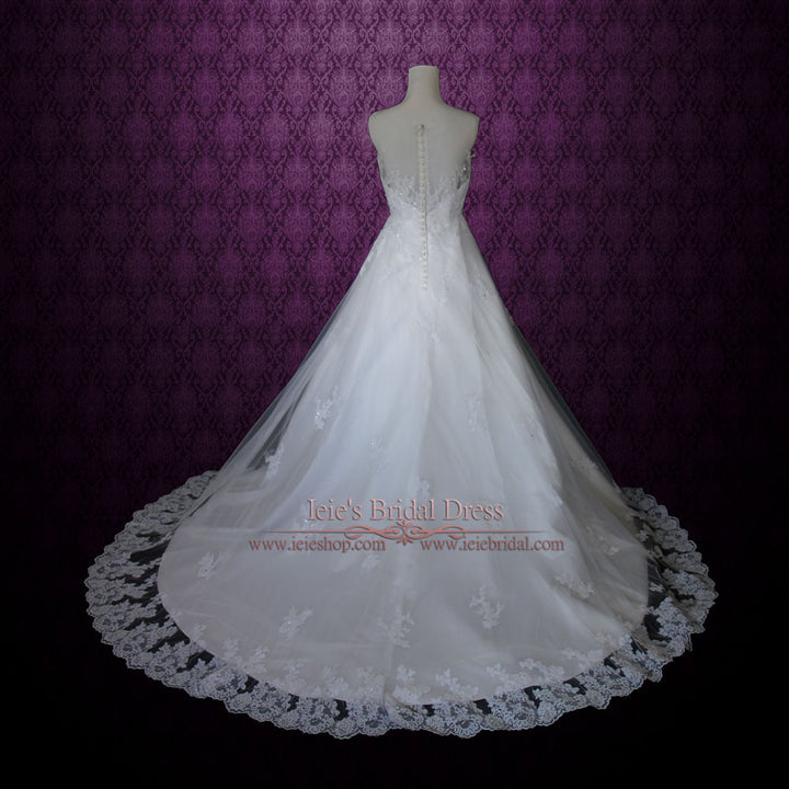 Modest Princess Lace A-line Wedding Dress With Pearl Buttons | Nathalia
