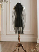 Short Black Tulle Fingertip Wedding Veil | VG1070