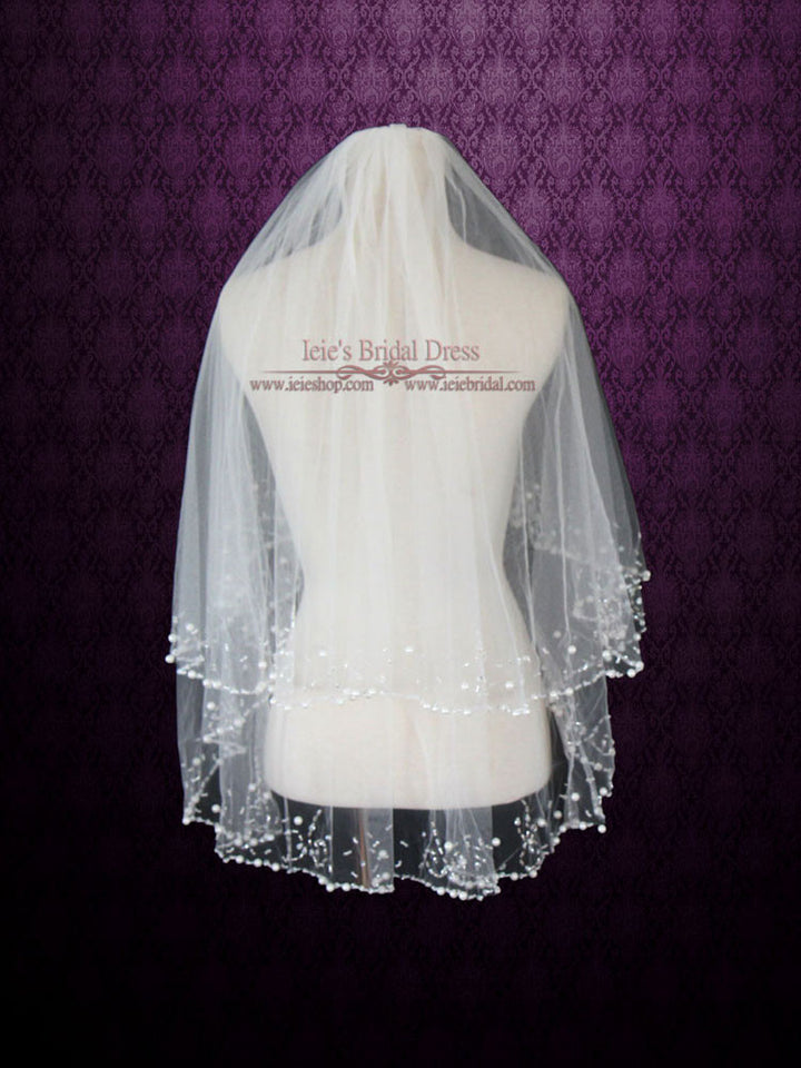 Short Bridal Veil with Blusher and Pearls VG1023