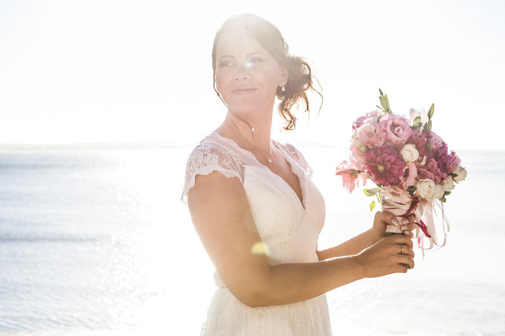 Vintage Lace Wedding Dress with V Neck | Ana